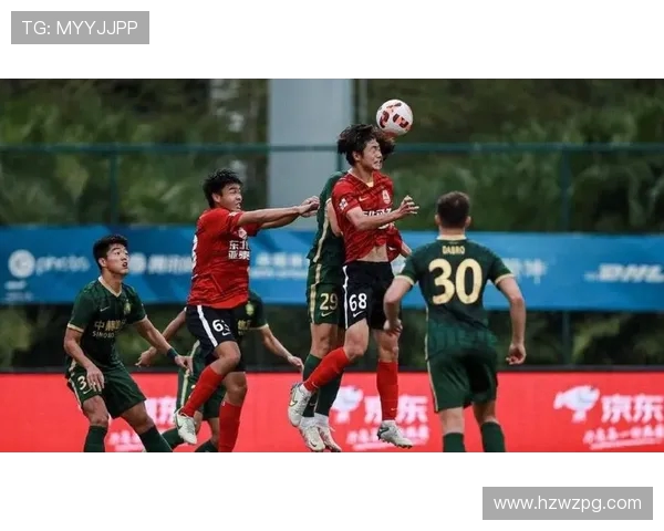 2015年中超巅峰对决上港与恒大激情碰撞引发的足球盛宴