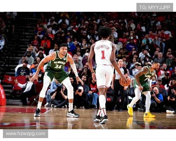 2019年火箭队与雄鹿队激战回顾：精彩瞬间与战术分析